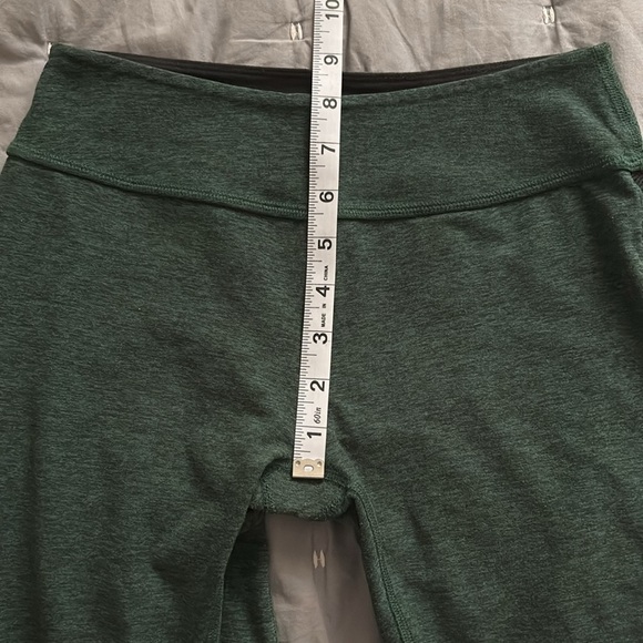 Women’s Beyond Yoga Spacedye Green Mid Rise Leggings Size Small - Picture 11 of 12